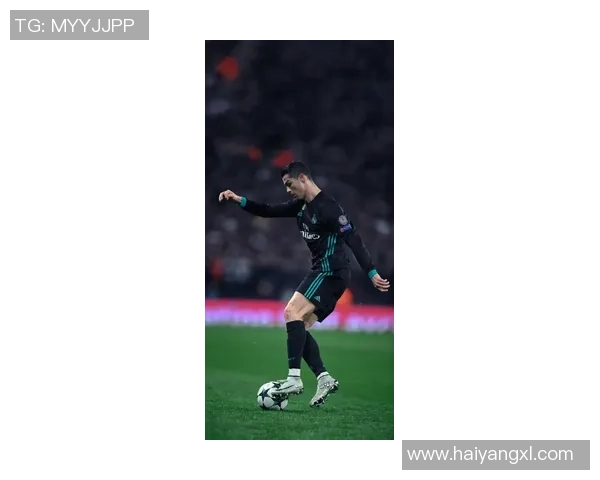 最新足球明星壁纸精选展示让你与偶像零距离接触的视觉盛宴